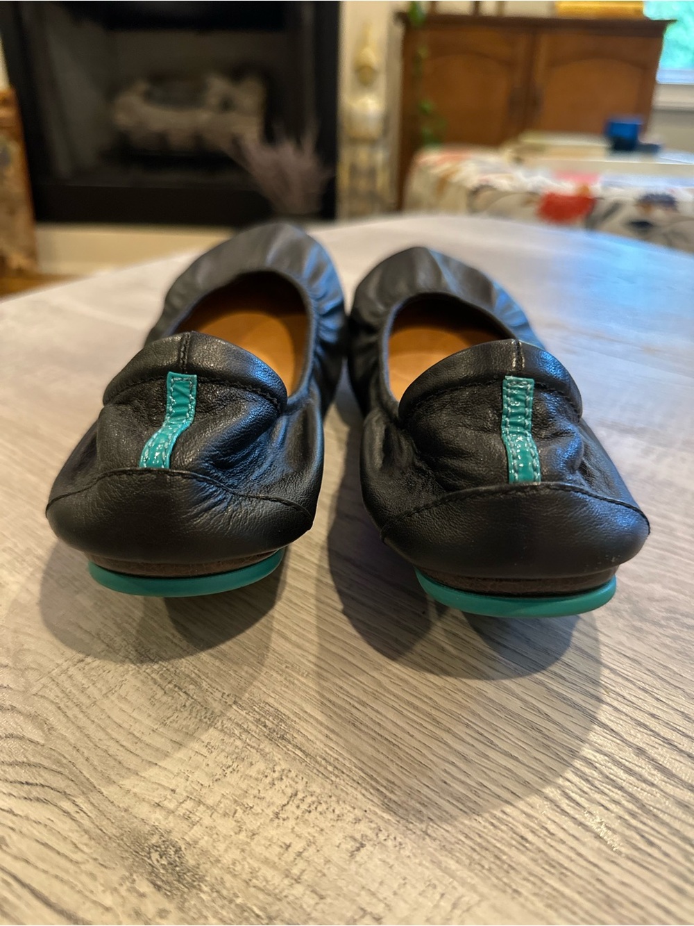 Tieks Black Leather Ballet Flats with Teal Stitch Tab Size 9 - Picture 4 of 7
